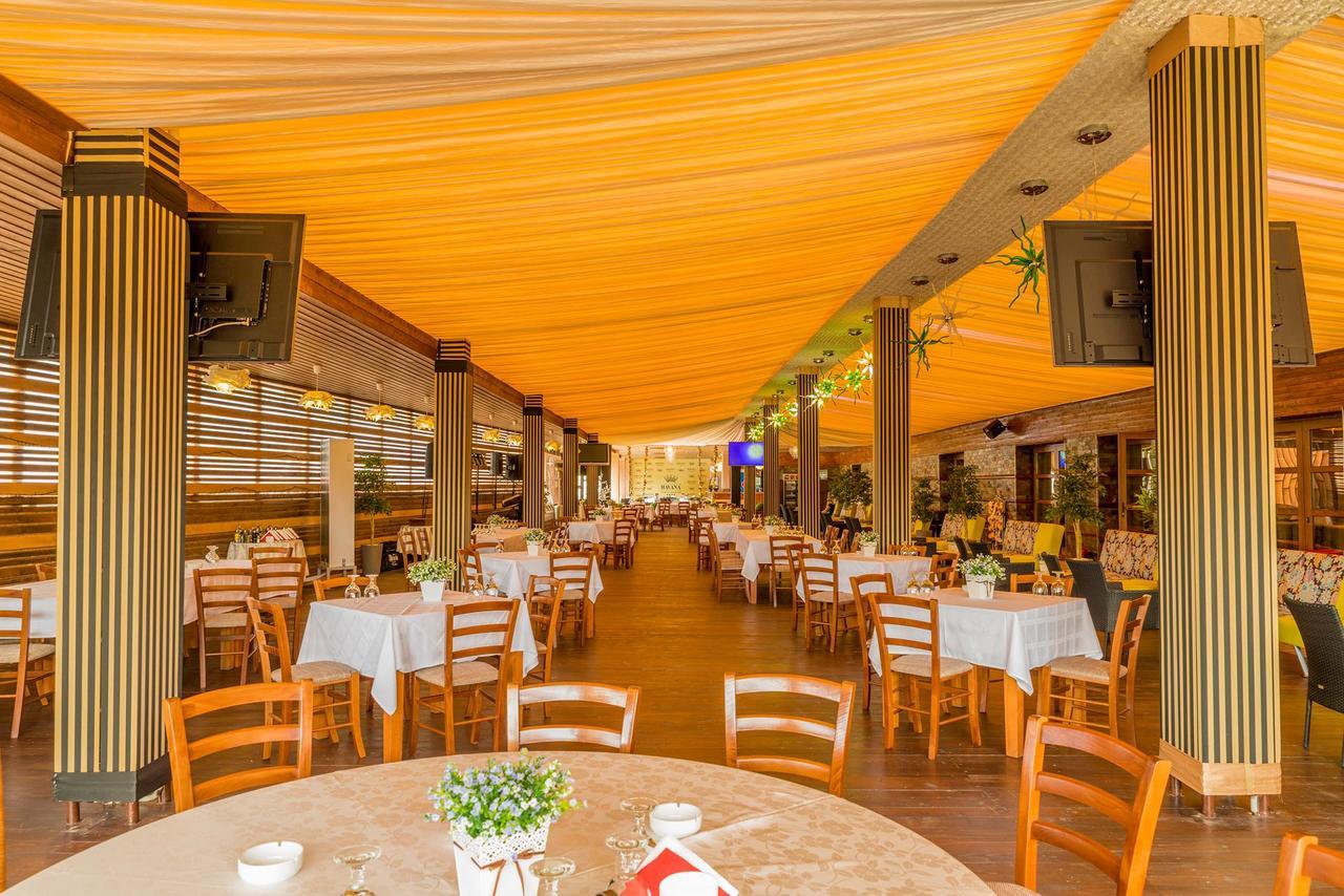 Hotel Complex Havana Tirgu Ocna Ngoại thất bức ảnh